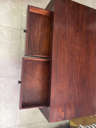 CHOLLO URGE Muebles de comedor y mesa de café