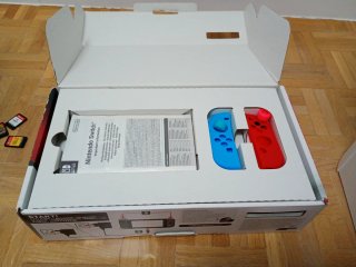Nintendo Switch Negra + 3 Juegos
