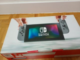 Nintendo Switch Negra + 3 Juegos