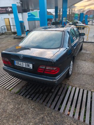 Mercedes-Benz Clase E 1999