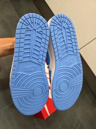 Zapatillas Jordan Air 1 Low UNC t. 44 Azul Blanco