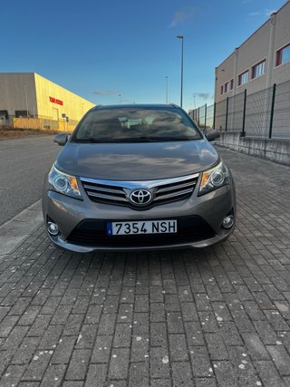 Toyota Avensis 2014