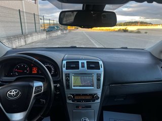 Toyota Avensis 2014