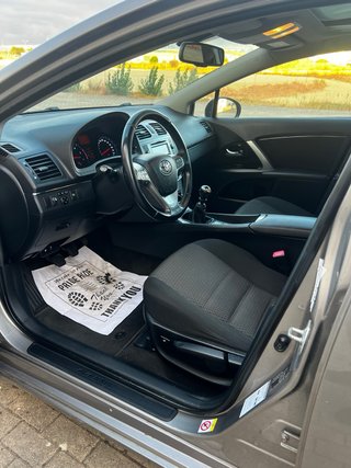 Toyota Avensis 2014