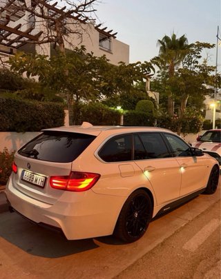 BMW 330d F31 FULL EXTRAS.