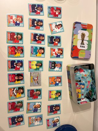 Caja Panini Mundial 2026 con cromos