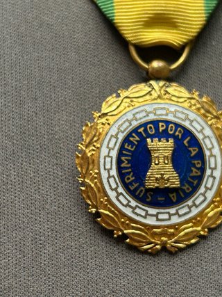 Medalla Sufrimiento por la Patria aspa herido