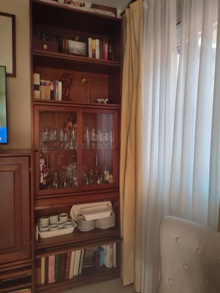 Muebles de salón madera oscura