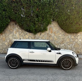 MINI Cooper 2012