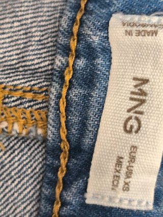 Pantalón vaquero Mango