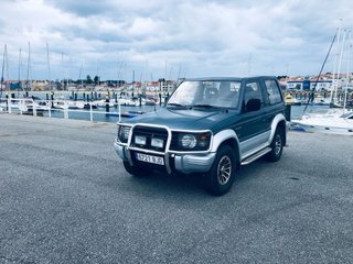 Mitsubishi Montero Corto