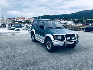 Mitsubishi Montero Corto