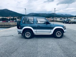 Mitsubishi Montero Corto