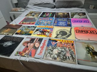 Lote 17 Vinilos LP Compilaciones Varias Por 20 eur