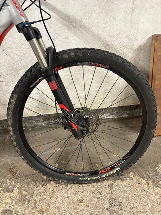 Bicicleta BH Expert Gris/Naranja Talla M