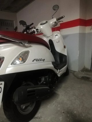 Kymco Filly 125 Scooter Blanca