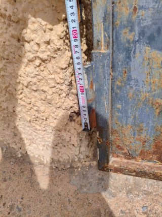 Puerta hierro