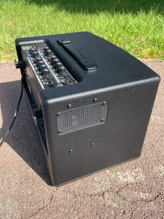 Roland AC60 Amplificador Guitarra Acústica