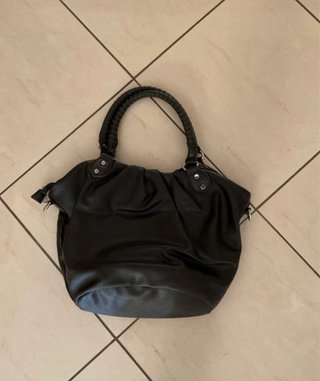 Borsa morbida in pelle nera