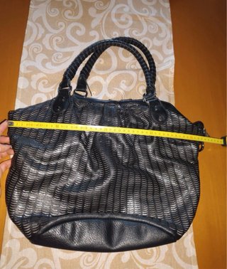 Borsa morbida in pelle nera