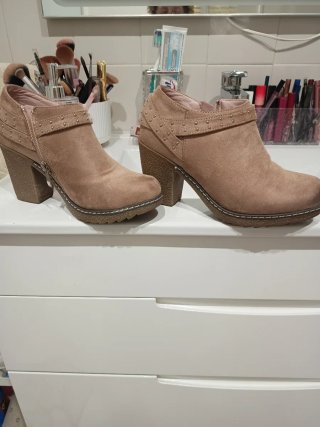 Botines tacón plataforma beige/rosa