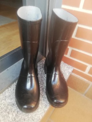 Botas de agua negras