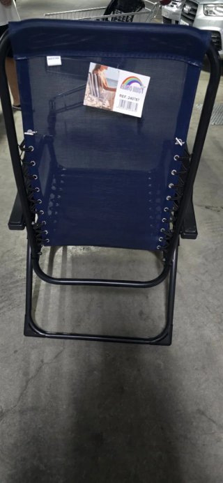 Tumbona plegable negra nueva