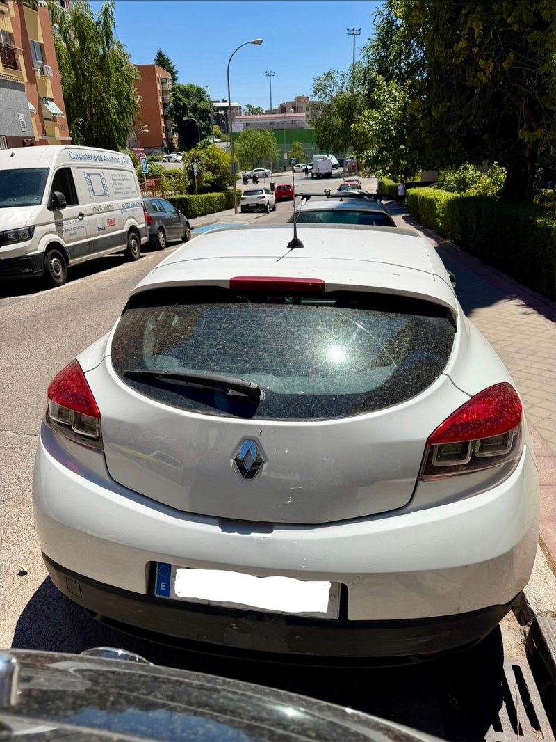 Renault Mégane Coupé 1.5 dCi Dynamique EDC 2011, foto 5