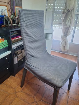 Mesa de comedor moderna