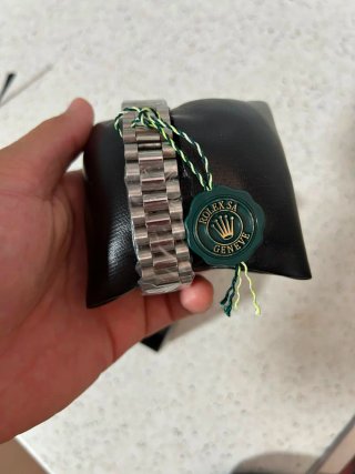 Reloj Plateado nuevo