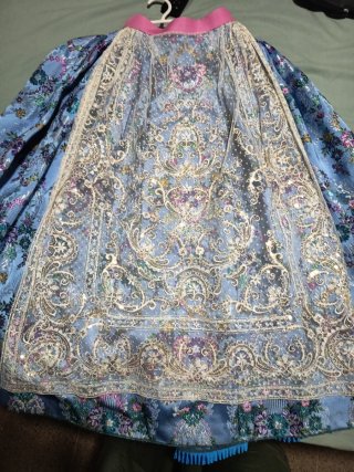 Traje de Fallera Niña Azul  lilaceo, lazo rosa org