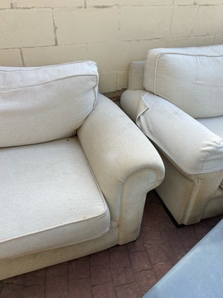 Sofá 3 y 2 plazas beige tela 250€ las dos piezas