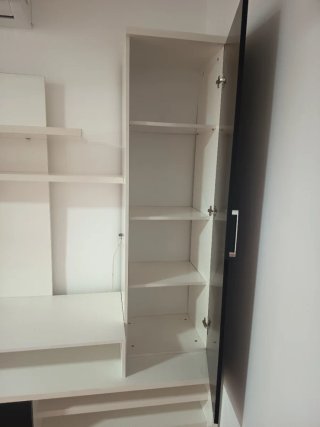 Mueble de salón moderno blanco y negro