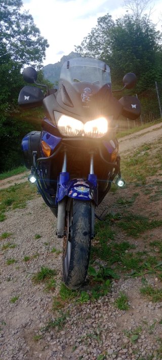 Honda Varadero Azul Aventura