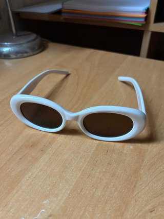 Gafas de sol blancas Lefties