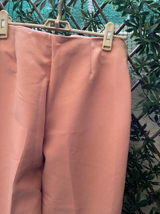 Pantalón rosa de vestir
