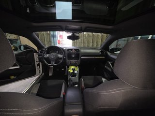 VOLKSWAGEN SCIROCCO 2.0 TDI · 2011 · 128.000 KM ·