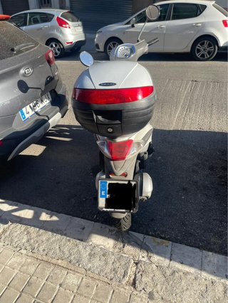 Piaggio Liberty 125cc Scooter