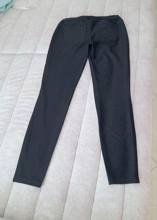 Pantaloni neri donna