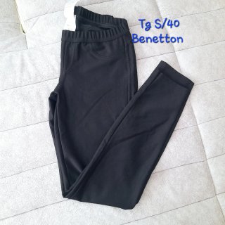 Pantaloni neri donna