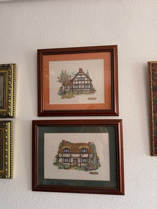 Cuadros decorativos con marco de madera