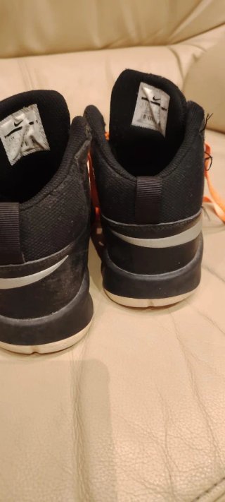 Zapatillas Nike Team Hustle 7