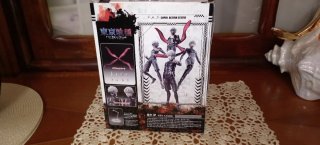 Figura Ken Kaneki Super Action Statue Muy dificil