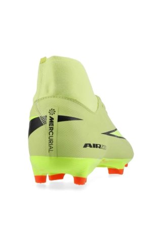 Botas de fútbol