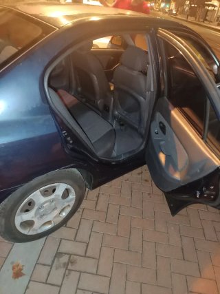 Hyundai Elantra 2002