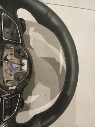 Volante Audi A4 b8.5 s-line S-tronic