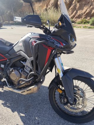 Honda Africa Twin 2020 Negra/Roja