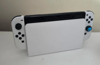 Nintendo Switch OLED Caja y accesorios originales
