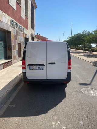 Mercedes-Benz Vito 2023