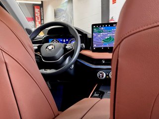 Skoda Superb Combi L&K 204cv FULL-EQUIPE